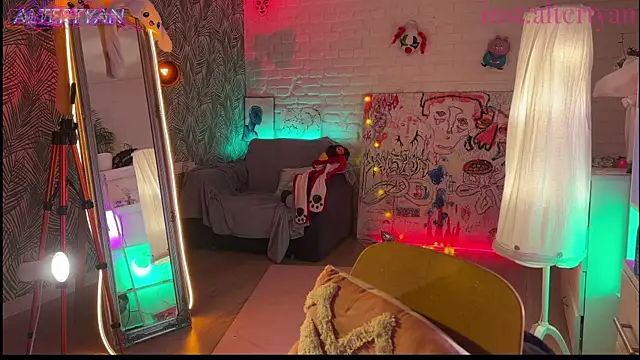 XXX chat uživo modela altertyan