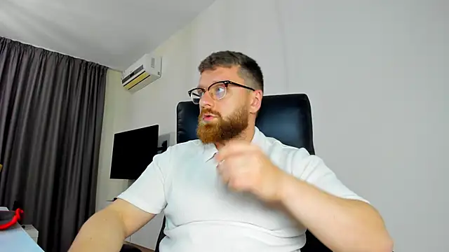 Findom_guyのライブXXXチャット