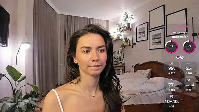 Chat +18 de NicoleLuv ao vivo