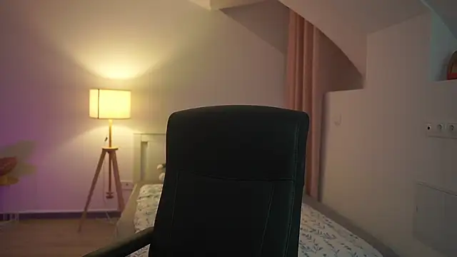 Chat +18 de lisa_mccoy_ ao vivo