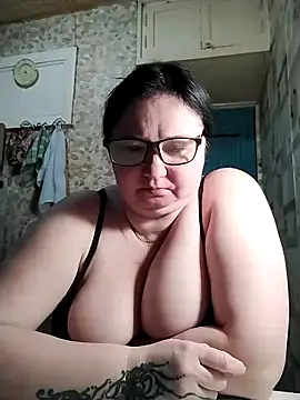 Holly-69's Live XXX Chat