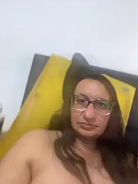 gloria7v05's Live XXX Chat