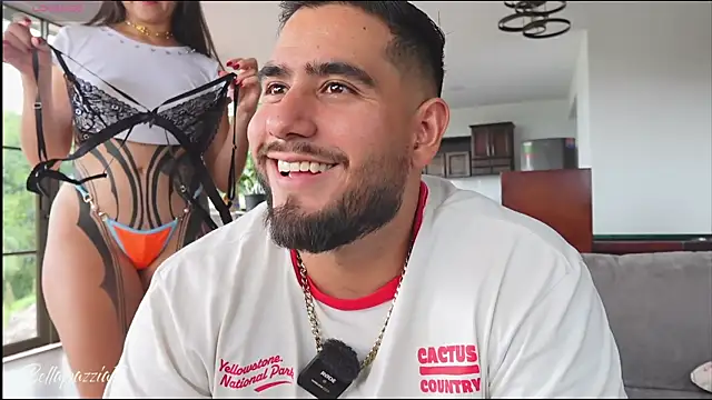 Bellapazziaのウェブカメラショー