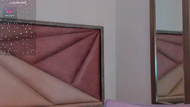 FaloonRoussel Chat XXX in diretta