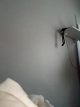 Misaudibel Adlı Modelin Canlı XXX Sohbeti