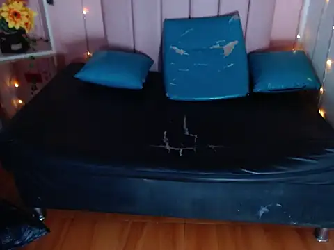 carlitasmirtrs707's Live XXX Chat