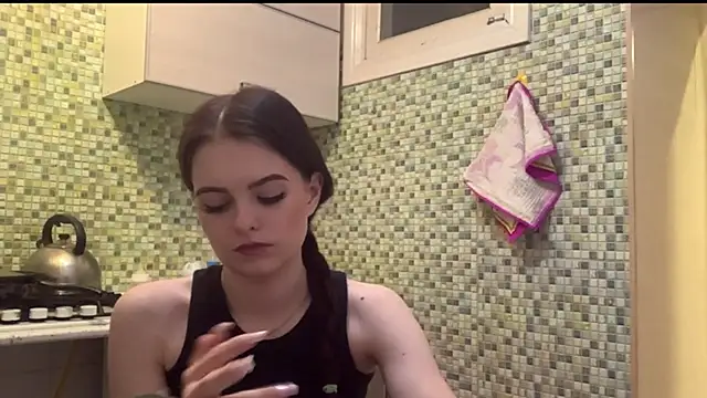 KikiAminoのライブXXXチャット