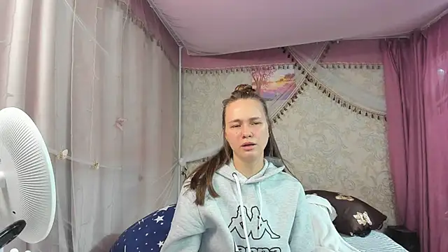 leila_bambi_ 现场XXX聊天