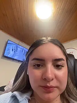 imlindapink's Live XXX Chat