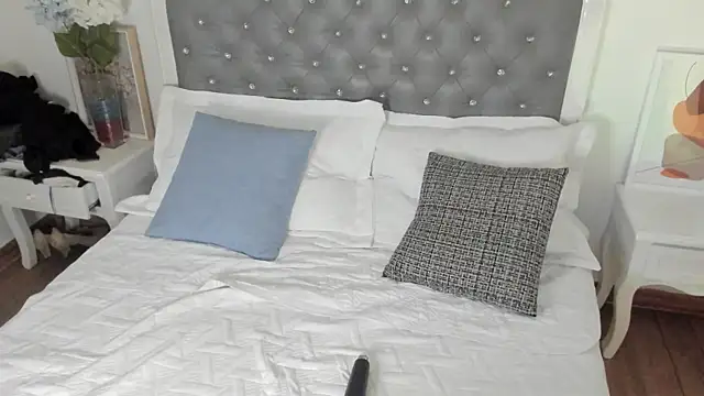 Chat +18 de Aisha_Haddad ao vivo