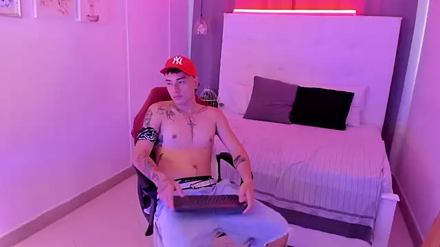 Thiago_2003_ 网络视讯表演