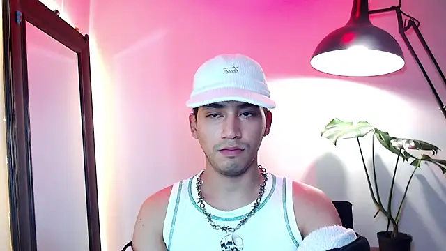 noahnoguera Adlı Modelin Web Kamerası Şovu