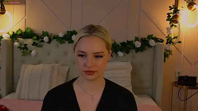 EllyLinn's Live XXX Chat