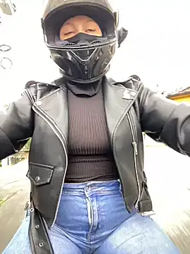 Scarlet_auraa's Live XXX Chat