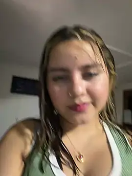 angel_rousse01's Live XXX Chat