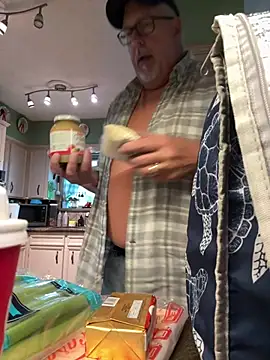 superbearboss webkamerás műsora