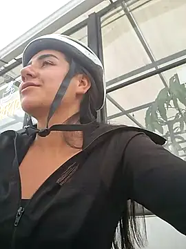 Czat XXX na żywo – CAROLINE__07