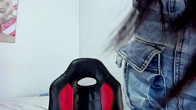 XXX chat uživo modela valeria_millers