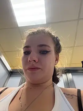 Czat XXX na żywo – Holy_Tereza