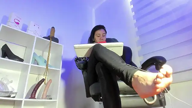 charlotte_joliedart 现场XXX聊天