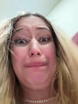 Chat XXX ao vivo de blonde_exe