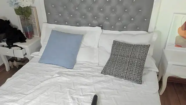 Chat XXX en directo de Aisha_Haddad