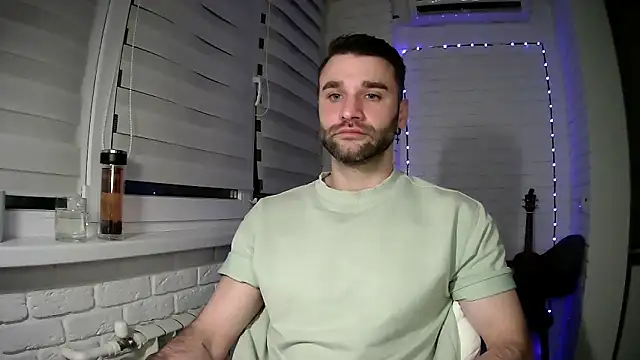 DaddySlava 网络视讯表演