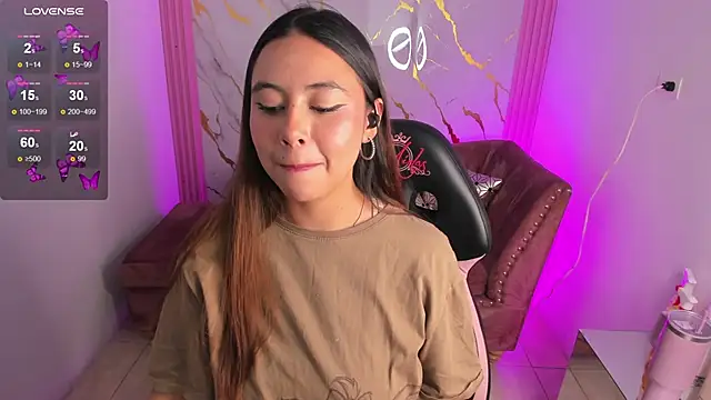 Chat XXX en directo de Nasha_abby