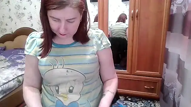 SophieNightAh Adlı Modelin Canlı XXX Sohbeti