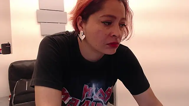 eva_twiss' Live XXX Chat