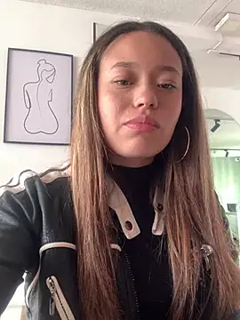 XXX chat uživo modela Diosa_Pinkk