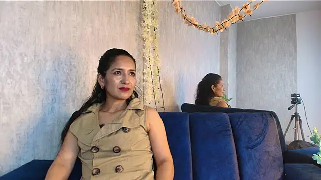 Vicky_Angeel Adlı Modelin Canlı XXX Sohbeti