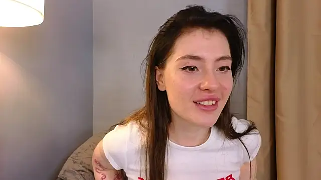 XXX chat uživo modela KimiFivePlus