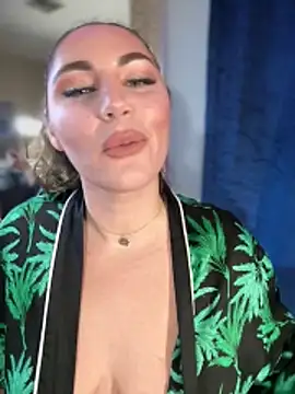 lovely_beast's Webcam Show