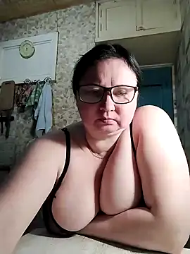 Holly-69: онлайн-секс-чат