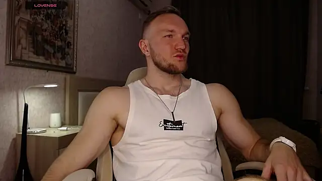 Toress1のライブXXXチャット