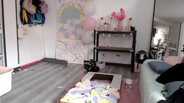 Hellen_dumont's Webcam Show