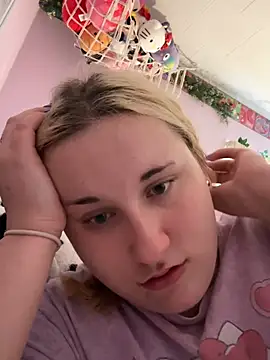 imawhorenslut19's Live XXX Chat