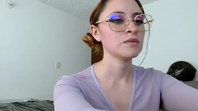 Juls_winter_ Live XXX Chat