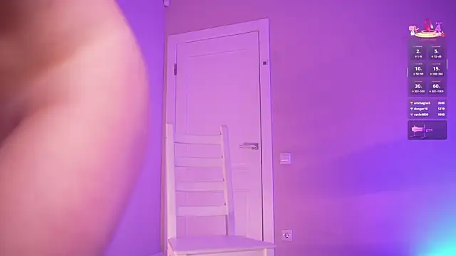 Miablueye Show in webcam