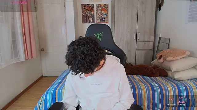 Nude_Boy18のウェブカメラショー