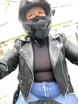 แชท XXX สดของ Scarlet_auraa