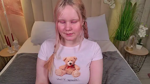 AnnieVibe Live XXX Chat