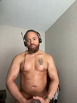 Fathero1time Adlı Modelin Canlı XXX Sohbeti