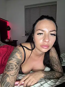 XXX chat uživo modela BELLABLACKXUK