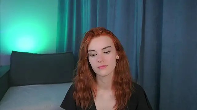 XXX chat uživo modela foxy_cute4you