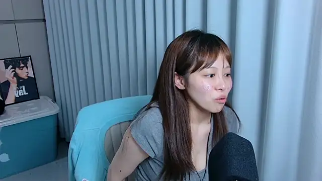 yuki-888 Obrolan Langsung XXX