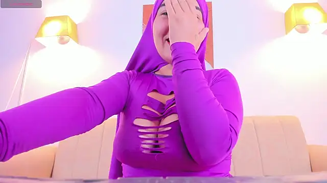 Malika_Noor: онлайн-секс-чат