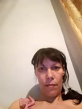 Chat +18 de VikaBakerX ao vivo