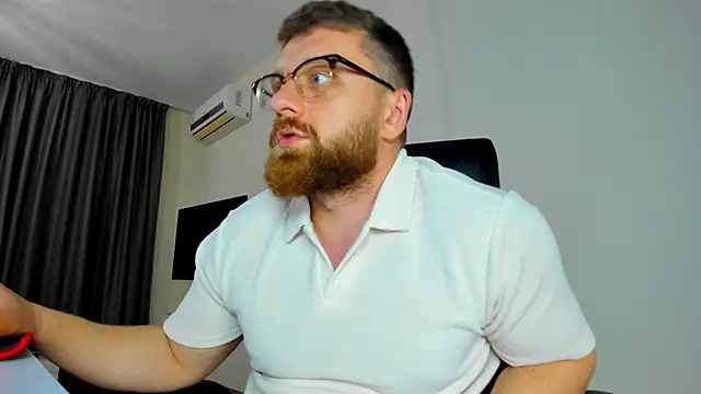 XXX chat uživo modela Findom_guy